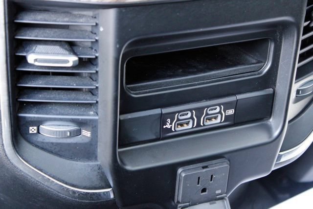 Used 2019 RAM 1500 Laramie AWD/4WD image 19