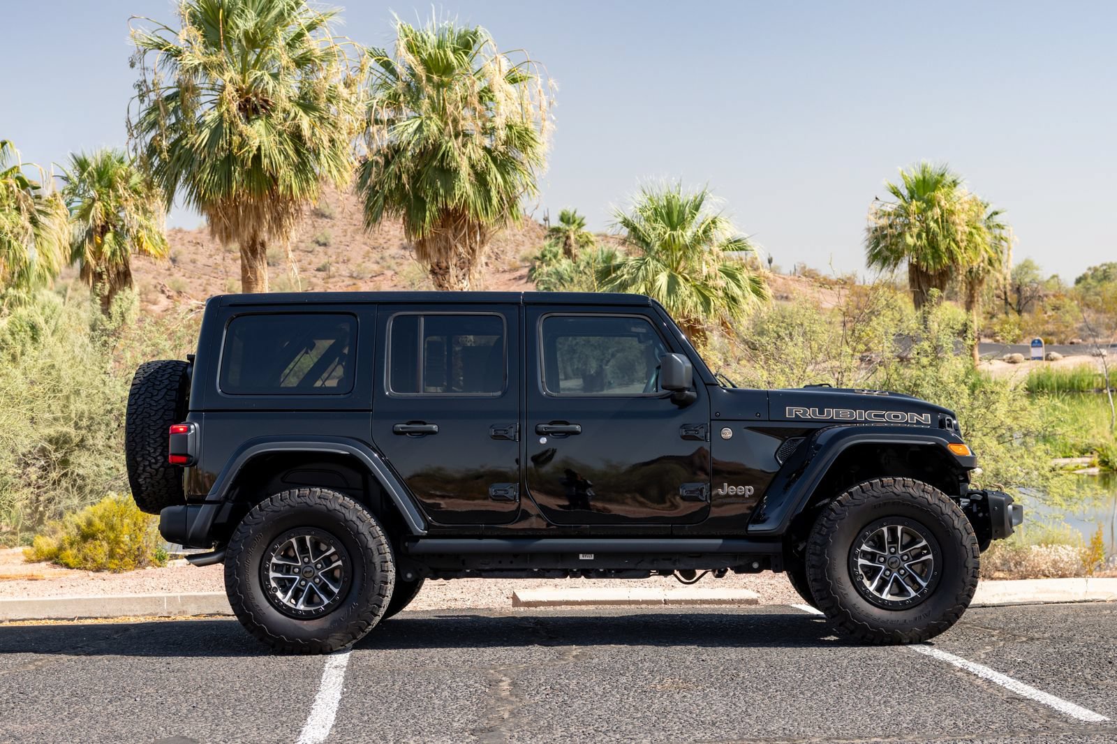 Used 2024 Jeep Wrangler Unlimited Rubicon 392 AWD/4WD image 53