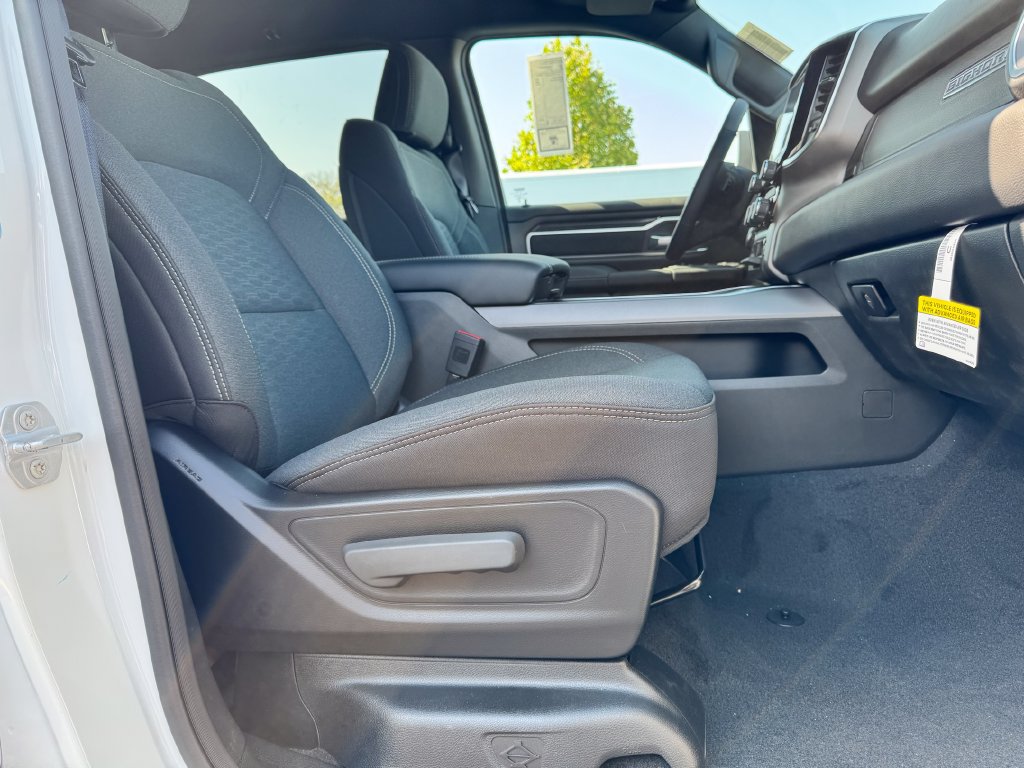 New 2026 RAM 1500 Big Horn w/ Night Edition AWD/4WD image 11