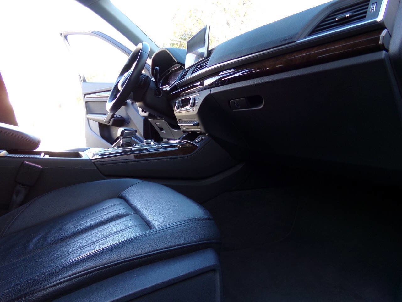 Used 2019 Audi Q5 2.0T Premium Plus w/ Premium Plus Package image 28