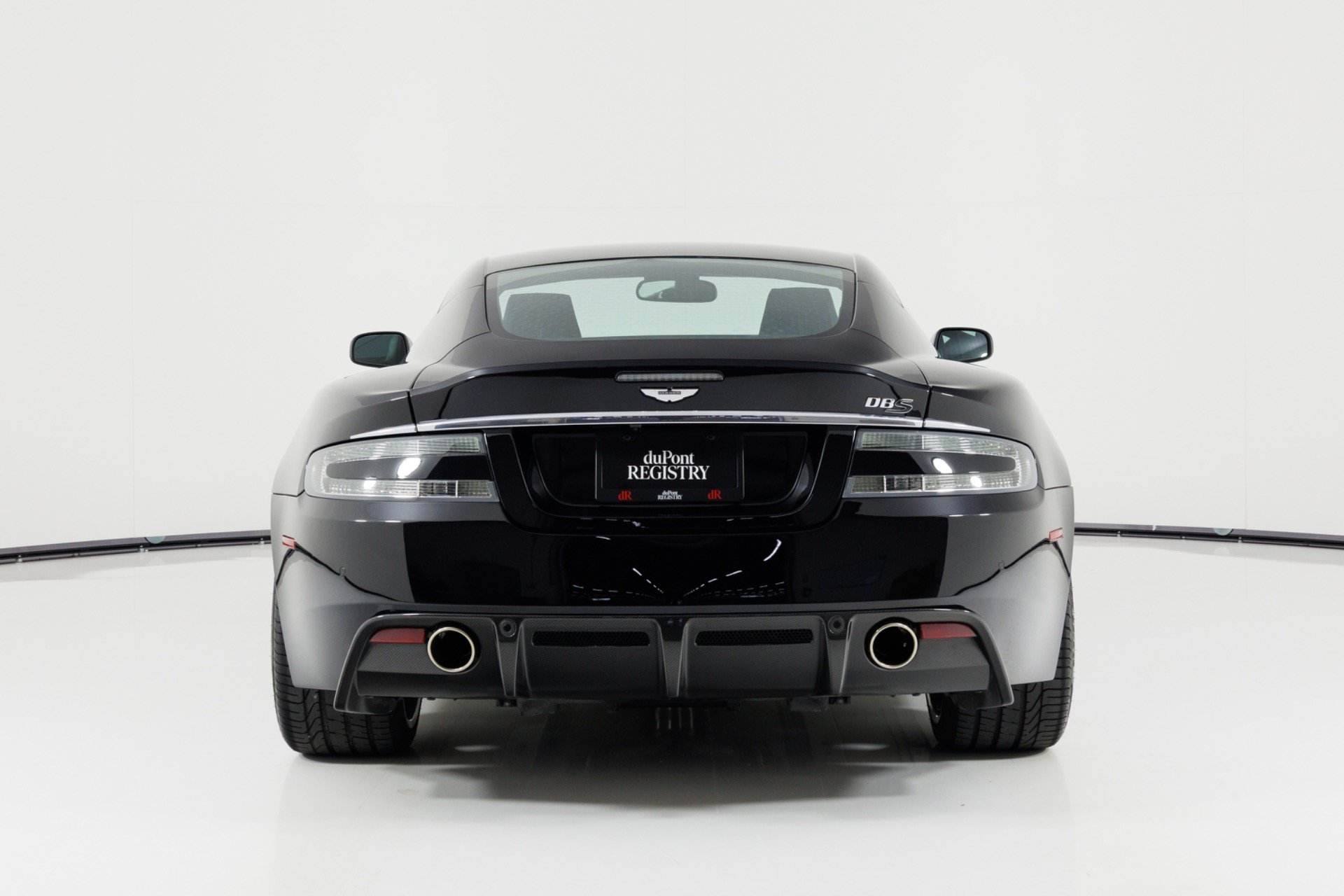 Used 2009 Aston Martin DBS Coupe RWD image 4