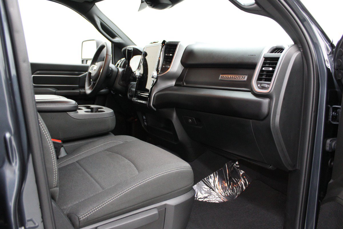 Used 2025 RAM 2500 Big Horn AWD/4WD image 10