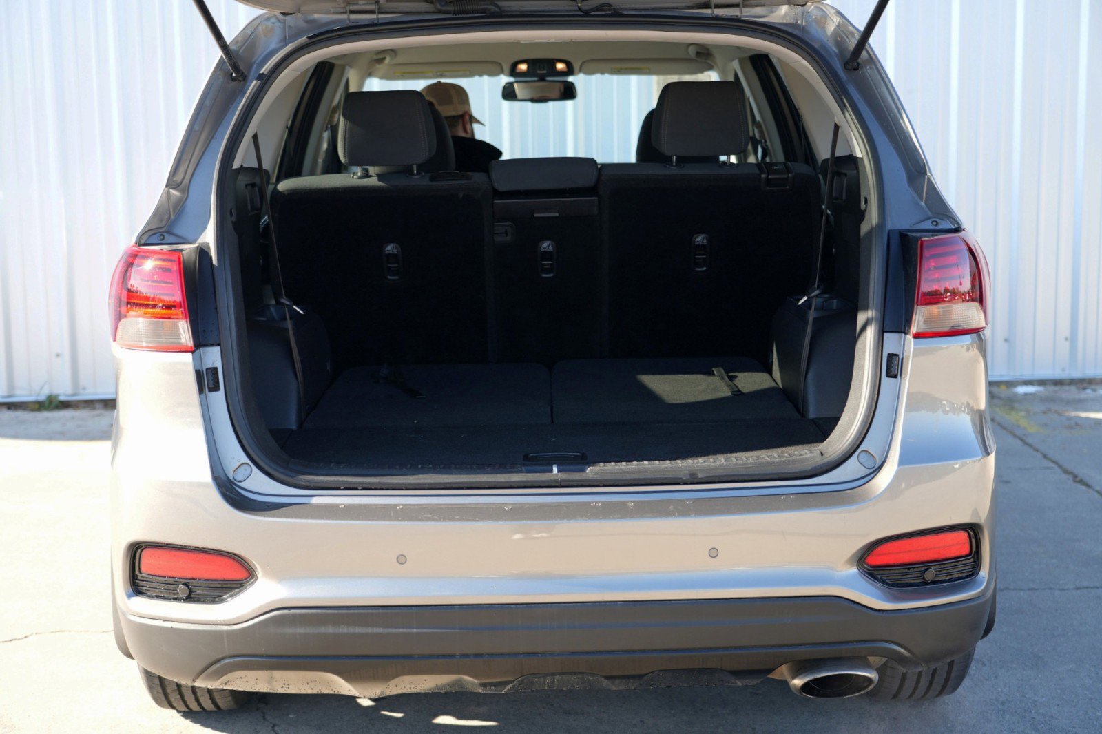 Used 2019 Kia Sorento LX w/ LX Convenience Package image 9