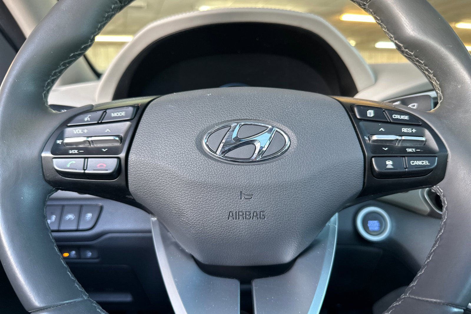 Used 2019 Hyundai Ioniq Limited w/ Ultimate Package 02 FWD image 22