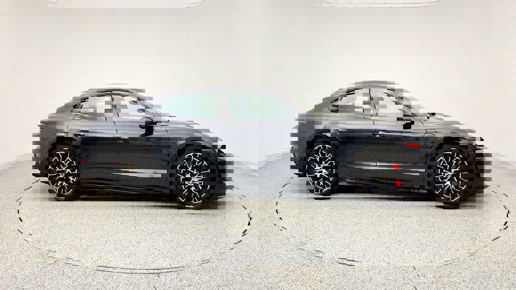 Used 2022 Porsche Taycan GTS w/ Premium Package (P6U) image 4