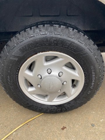 Used 2014 Ford E-150 and Econoline 150 image 19