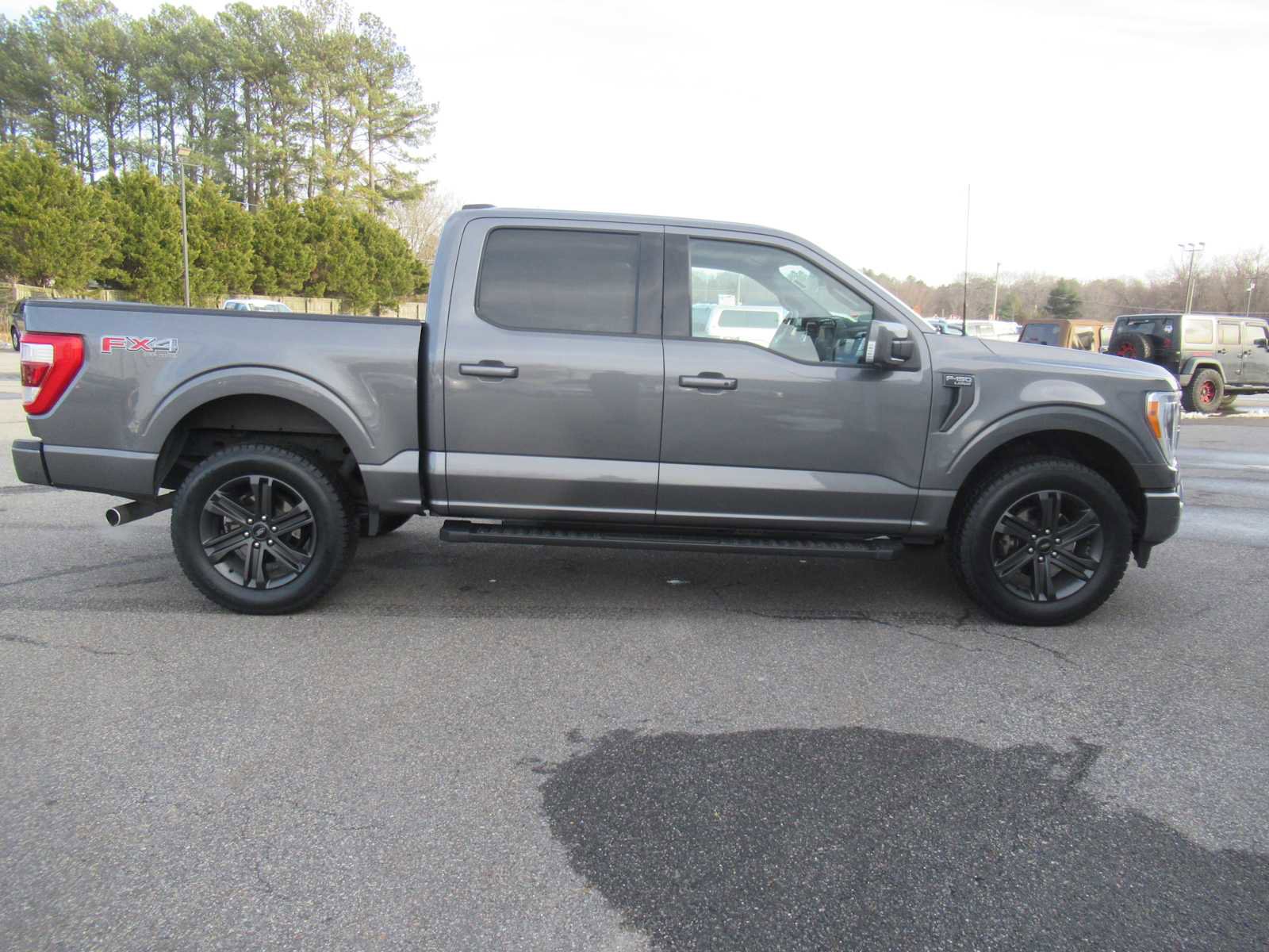 Used 2023 Ford F150 Lariat image 4