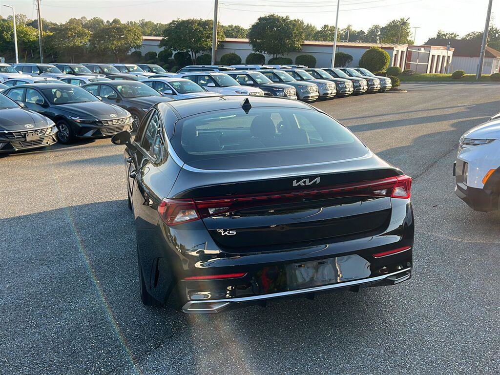 Used 2023 Kia K5 LXS FWD image 4
