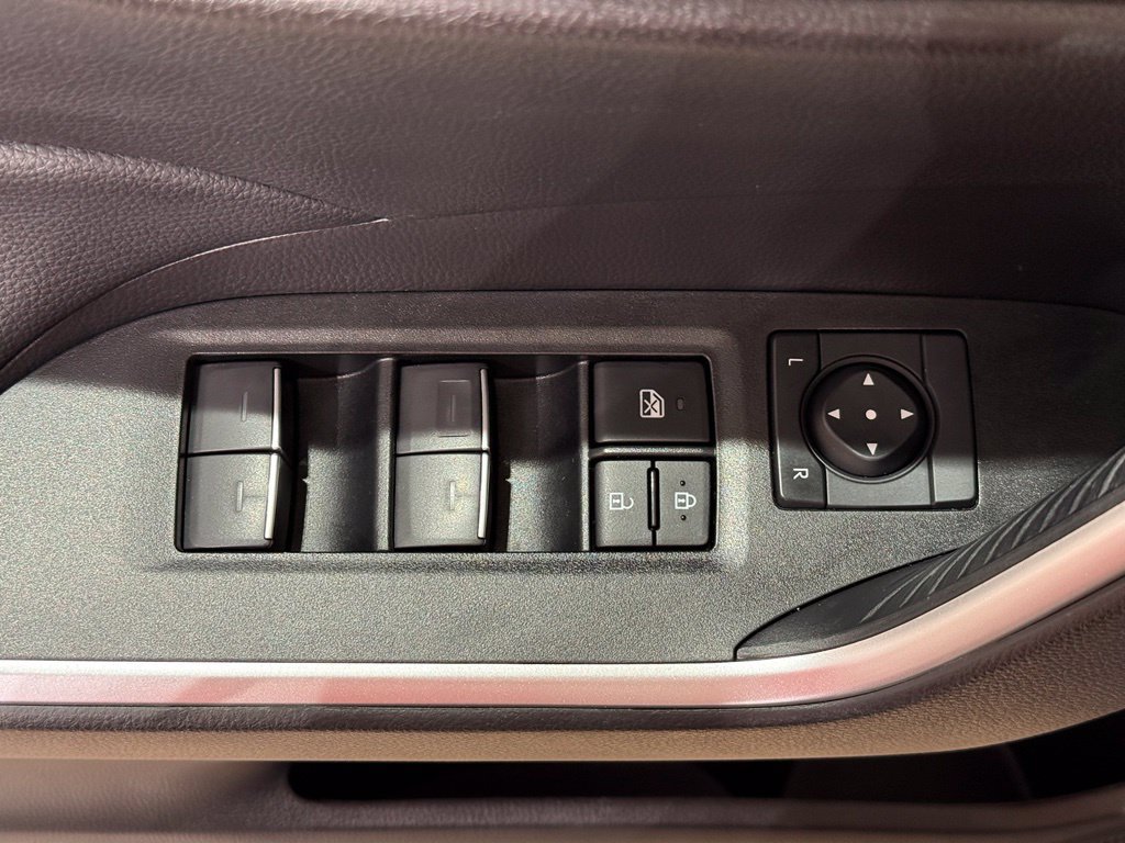 Certified 2025 Toyota RAV4 XLE AWD/4WD image 16