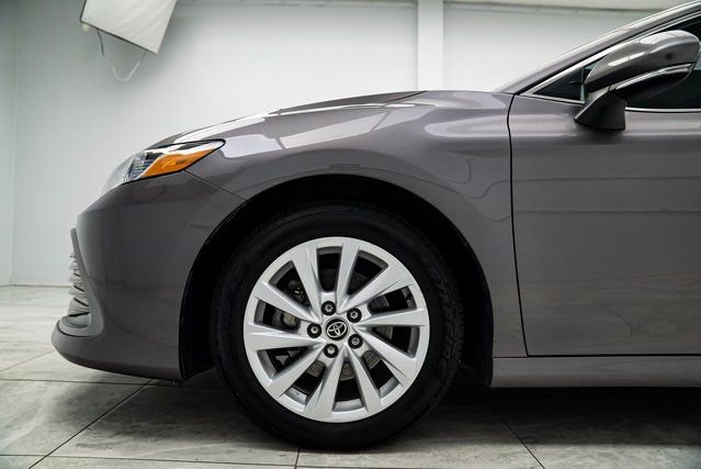 Used 2023 Toyota Camry LE image 16