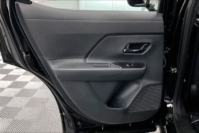 New 2026 Nissan Kicks S FWD image 29