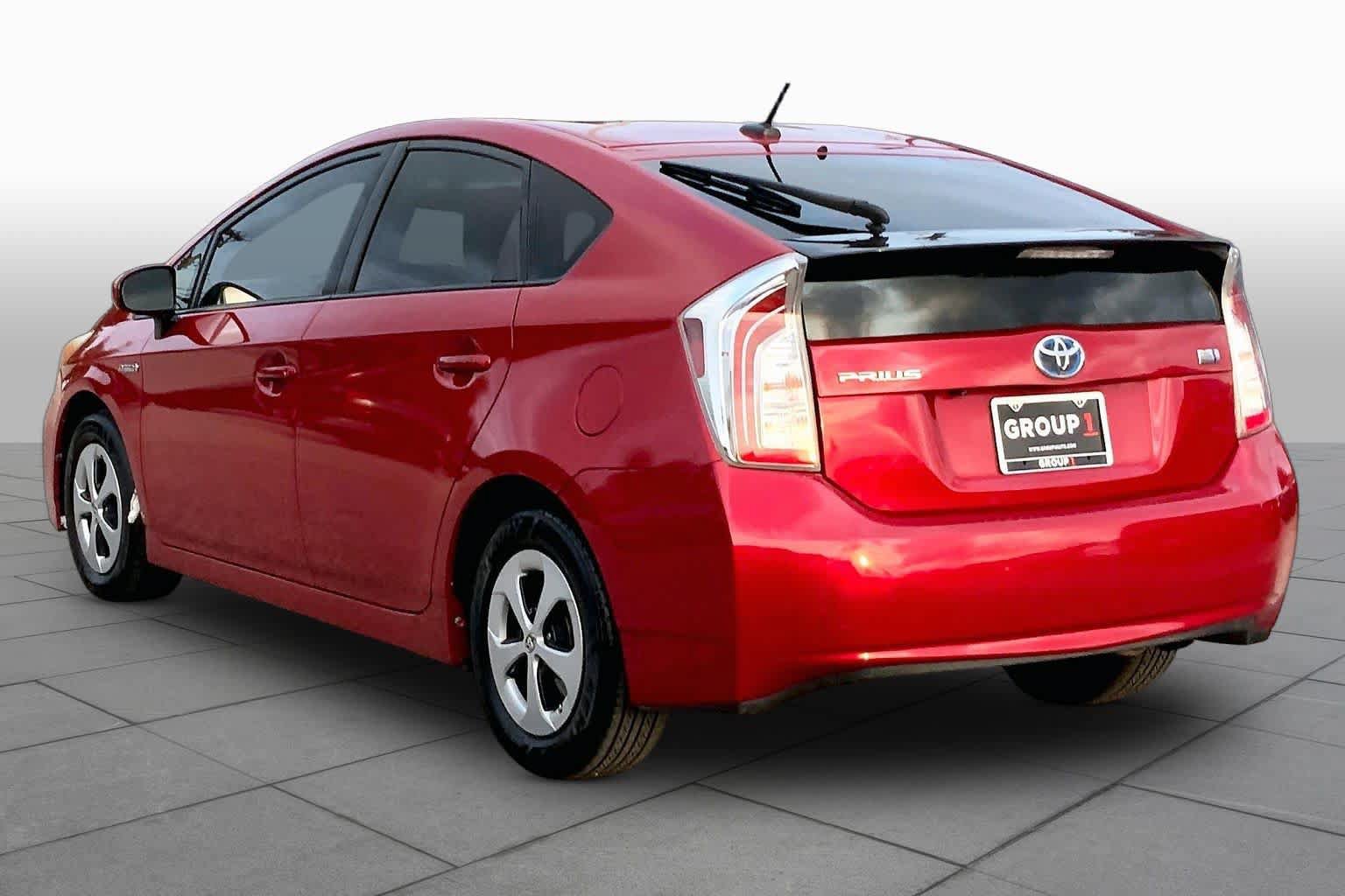 Used 2015 Toyota Prius Four FWD image 12