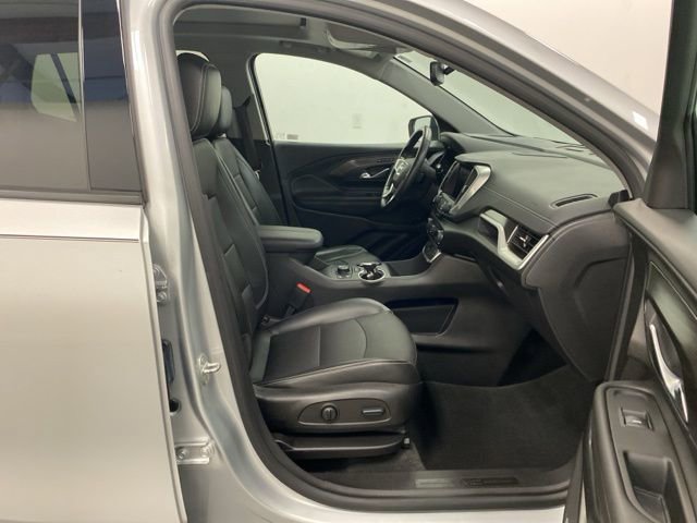 Used 2022 GMC Terrain SLT w/ Infotainment Package II image 25