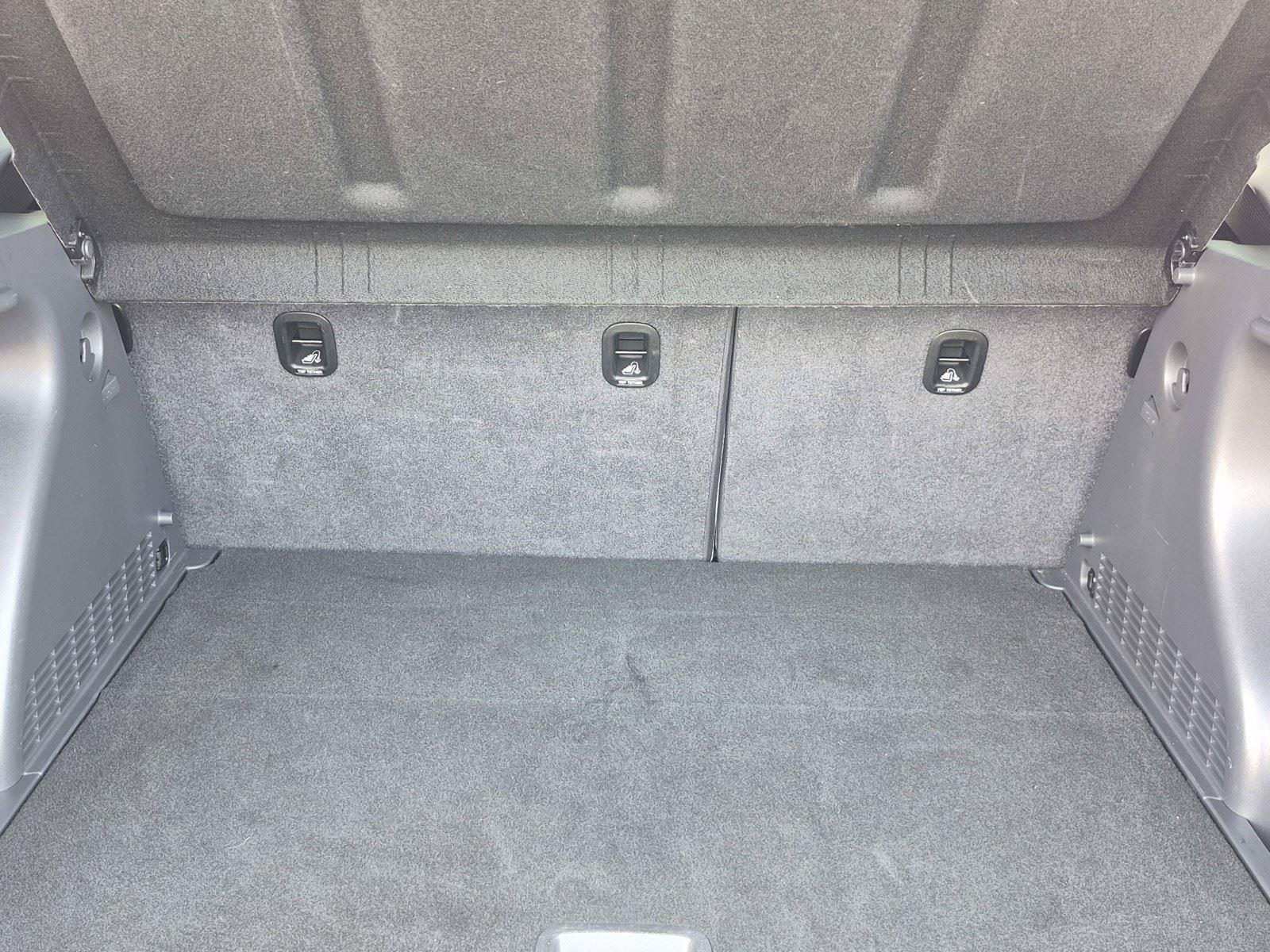 Used 2025 Hyundai Kona SEL FWD image 7