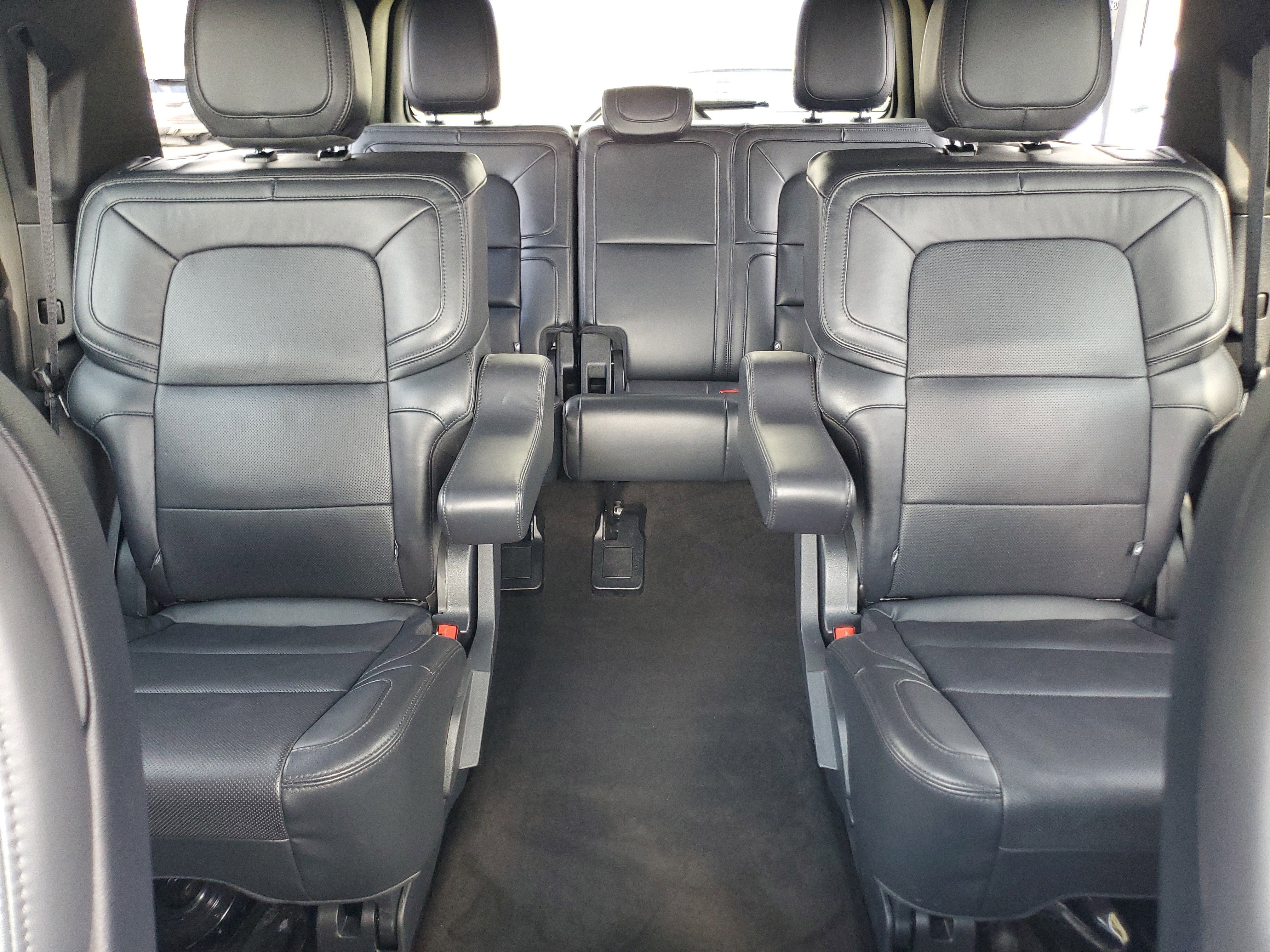 Certified 2023 Lincoln Navigator Reserve AWD/4WD image 19