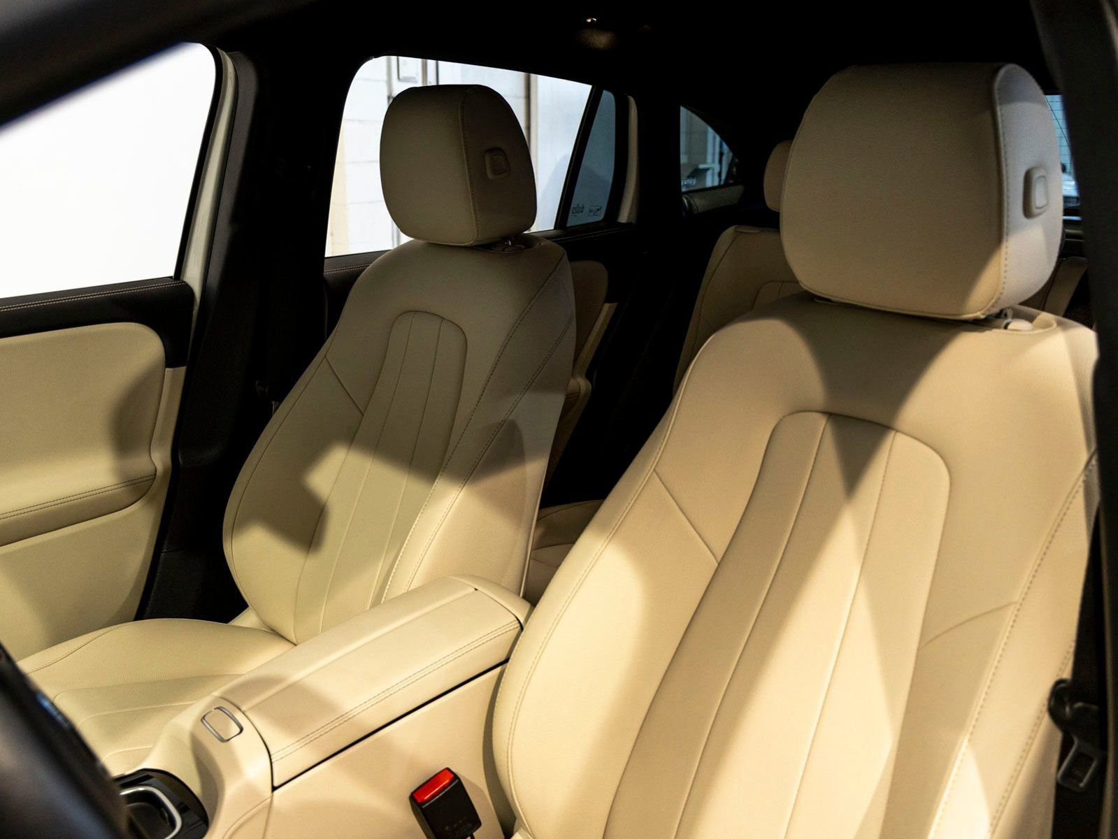 Used 2025 Mercedes-Benz GLA 250 image 13