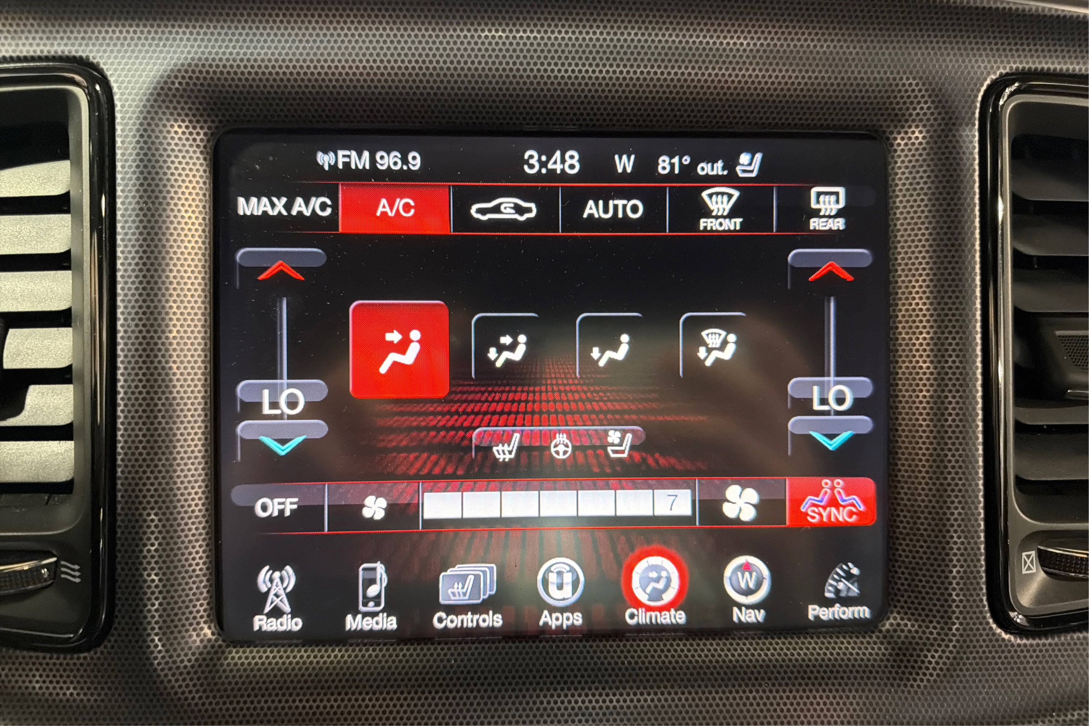Used 2015 Dodge Challenger R/T w/ Quick Order Package 22D R/T RWD image 31