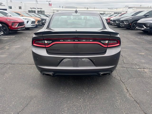 Used 2017 Dodge Charger SXT w/ AWD Plus Group image 6