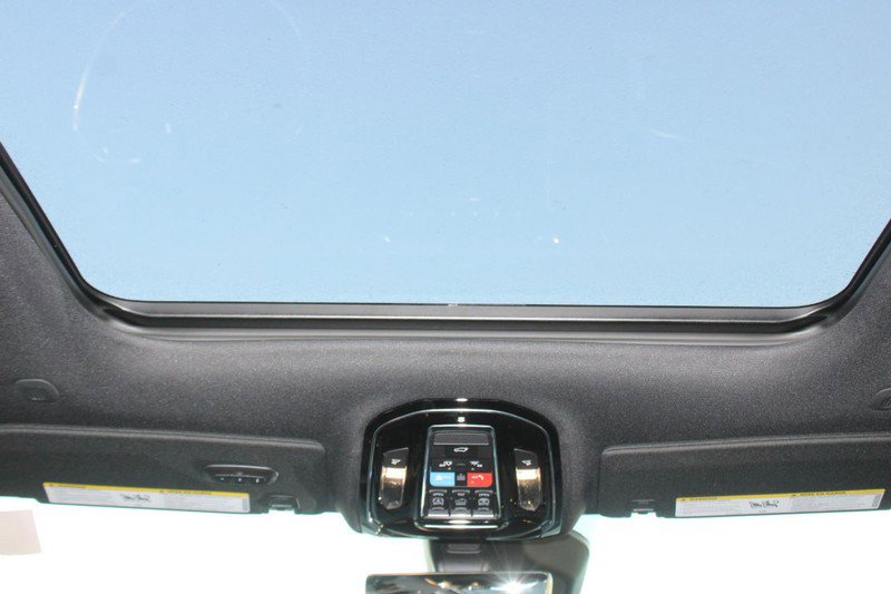 New 2023 Jeep Grand Cherokee Overland w/ Luxury Tech Group IV image 16