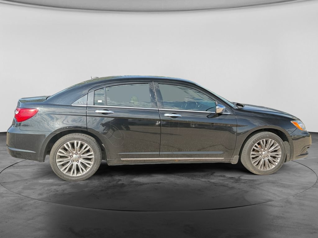 Used 2013 Chrysler 200 Limited w/ Sun/Sound Group FWD image 11