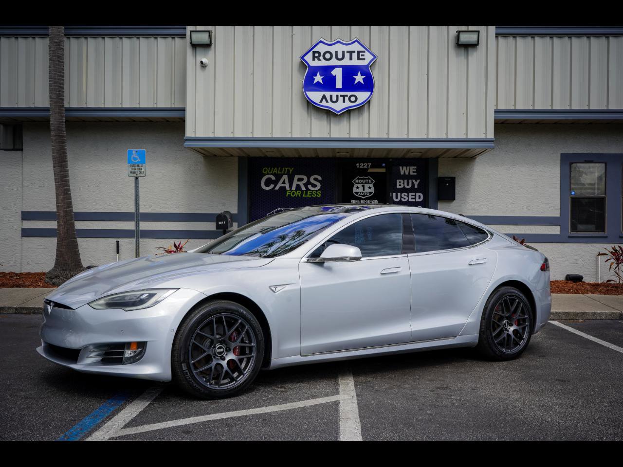 Used 2016 Tesla Model S 70D AWD/4WD image 1