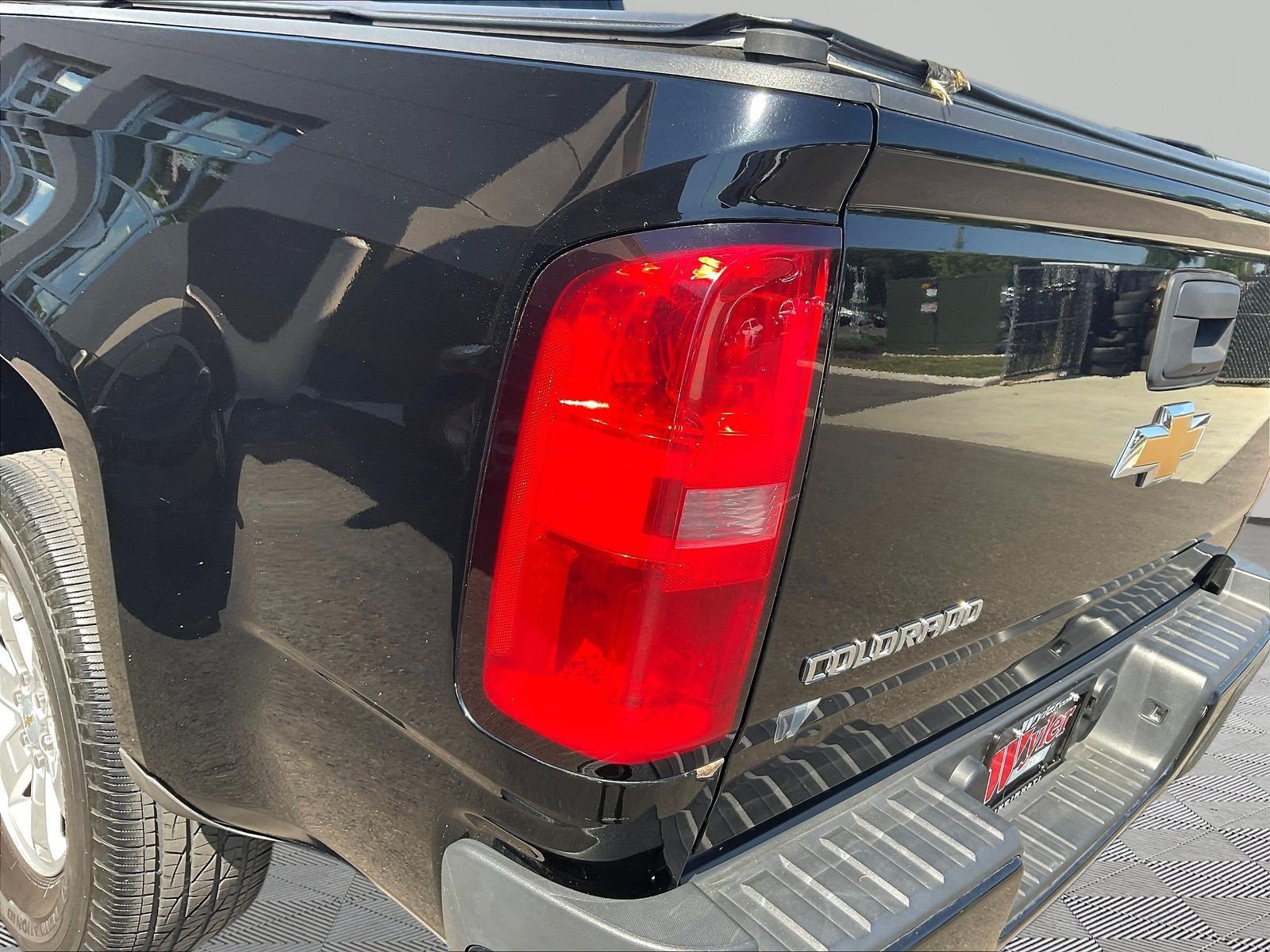 Used 2016 Chevrolet Colorado W/T w/ WT Convenience Package RWD image 23