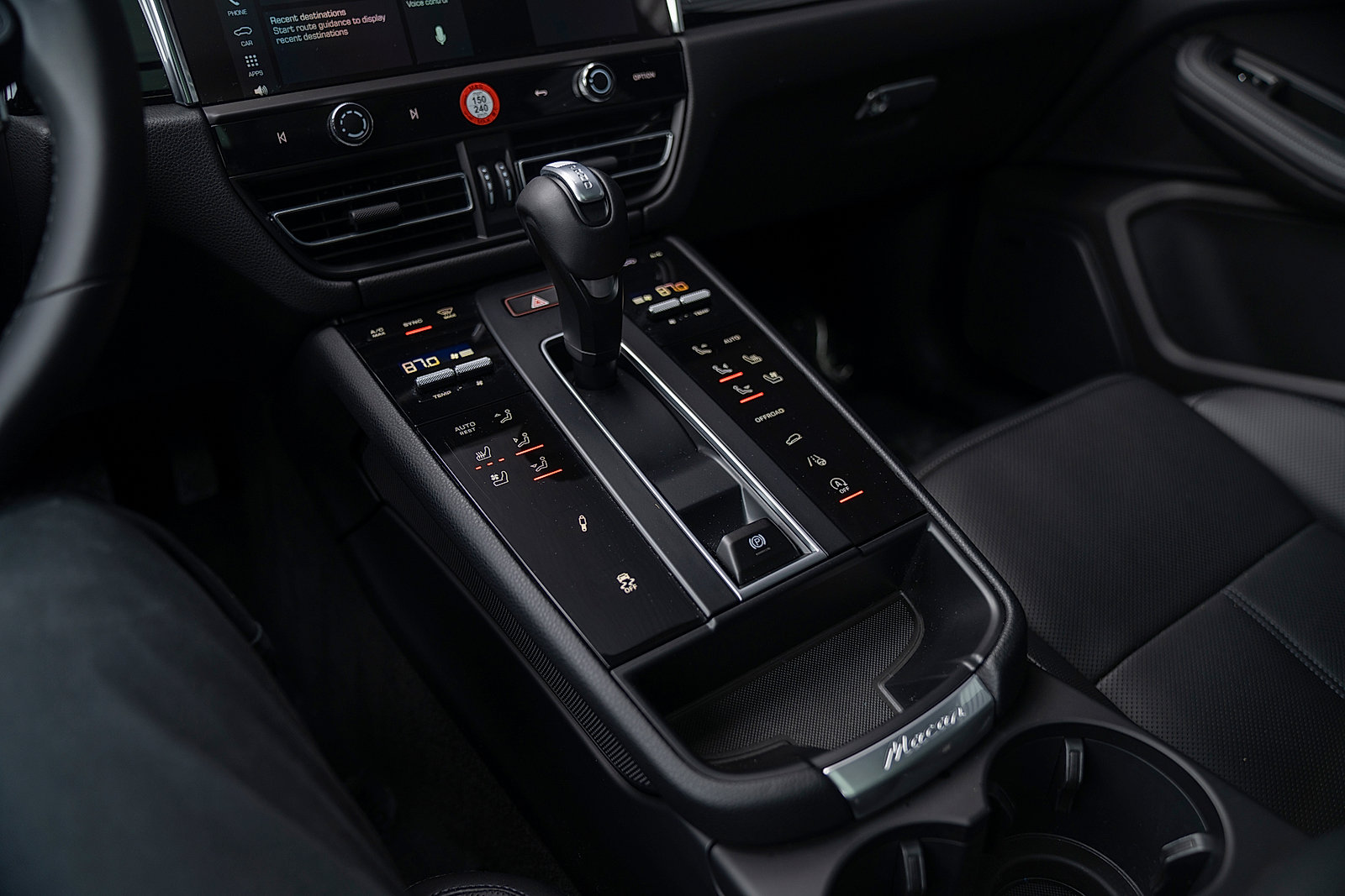 Certified 2026 Porsche Macan Turbo image 14