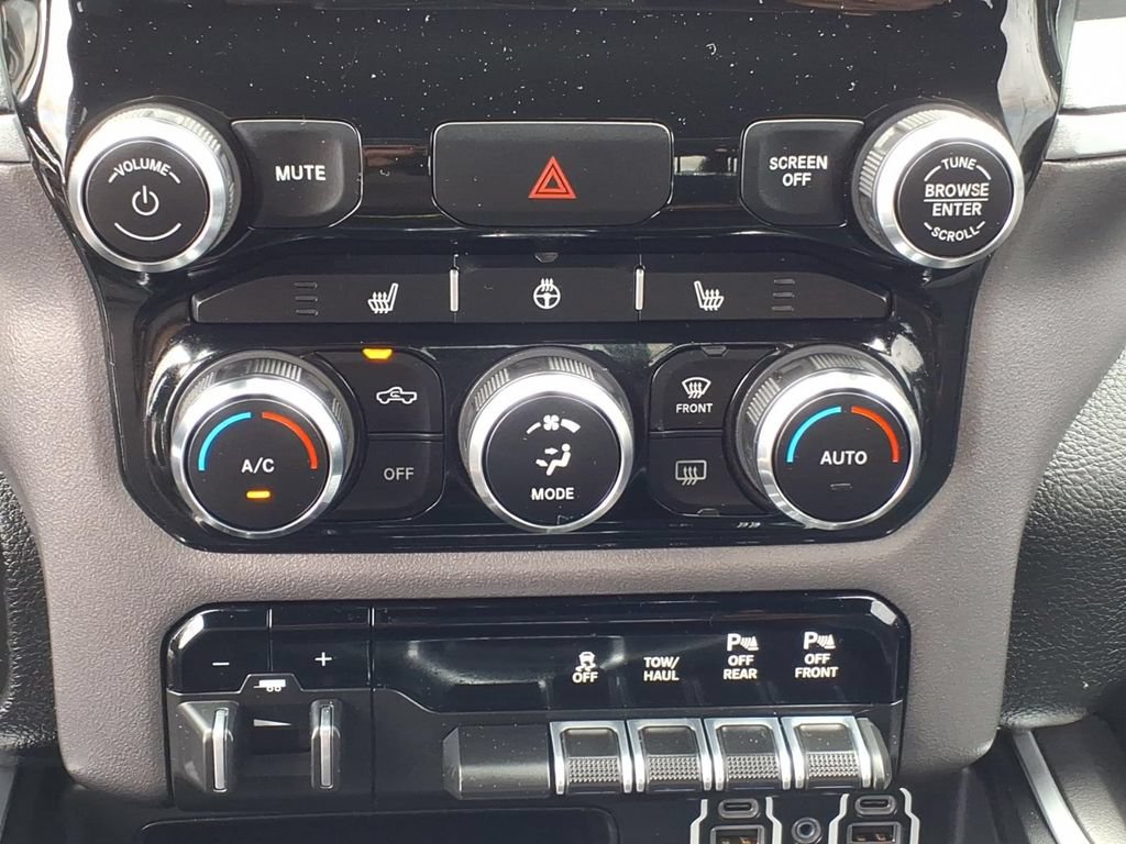 Used 2022 RAM 1500 Big Horn AWD/4WD image 8