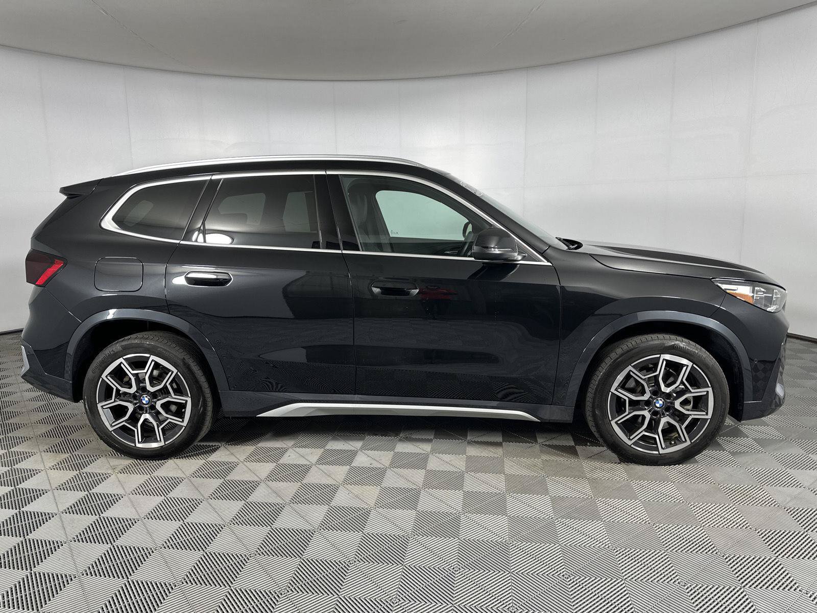 Used 2025 BMW X1 xDrive28i w/ Convenience Package AWD/4WD image 28