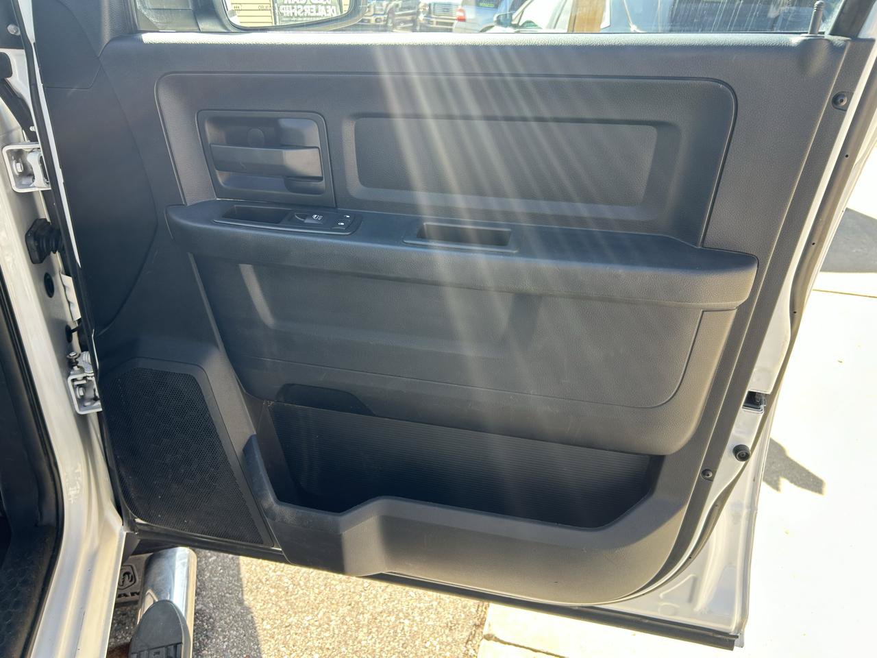 Used 2013 RAM 2500 ST w/ SXT Appearance Group AWD/4WD image 16