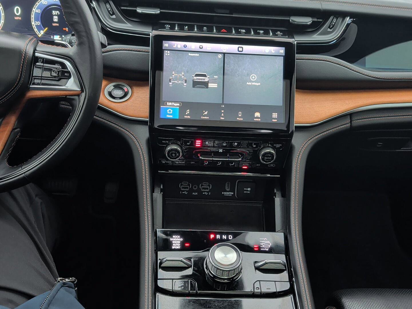 Used 2023 Jeep Grand Cherokee L Summit image 25