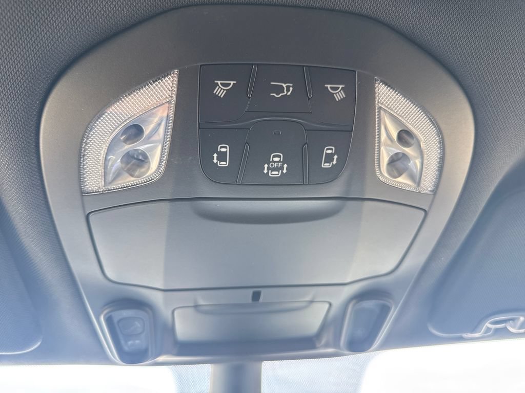 New 2026 Chrysler Pacifica Limited w/ S Appearance Package AWD/4WD image 22