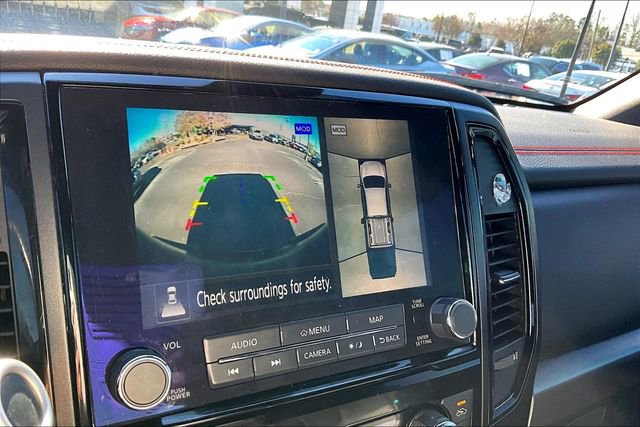 Used 2021 Nissan Titan PRO-4X w/ Pro-4x Convenience Package image 11