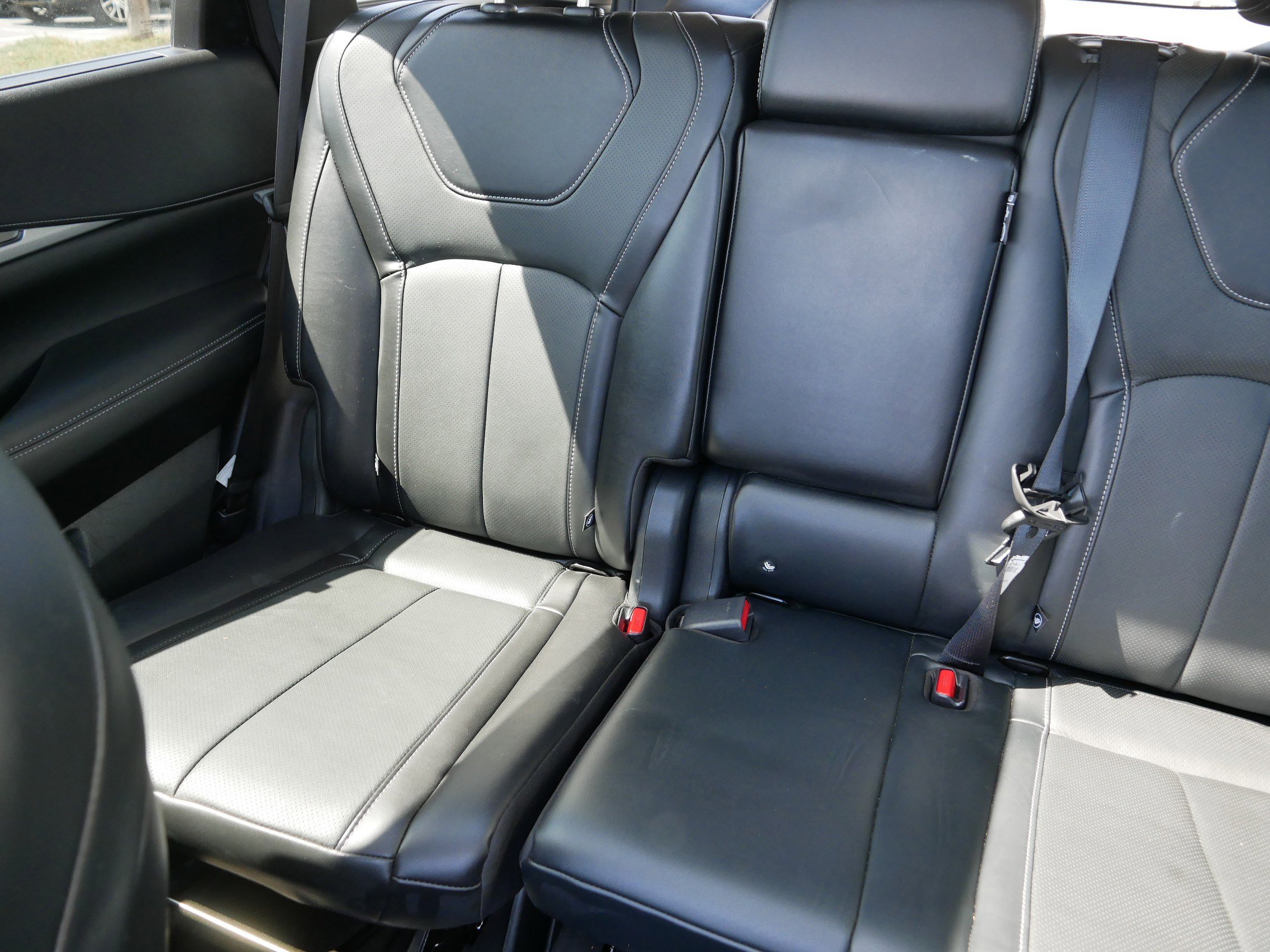 Certified 2023 INFINITI QX60 Luxe image 12