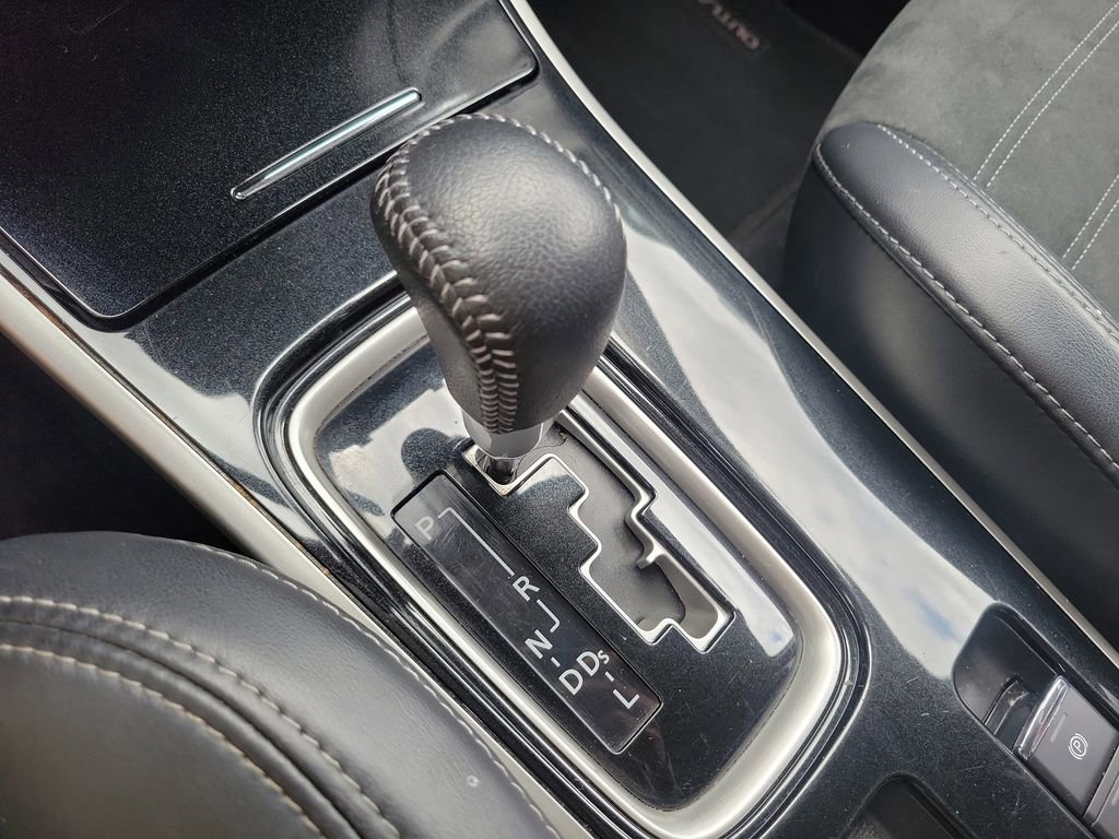 Used 2020 Mitsubishi Outlander SE FWD image 34