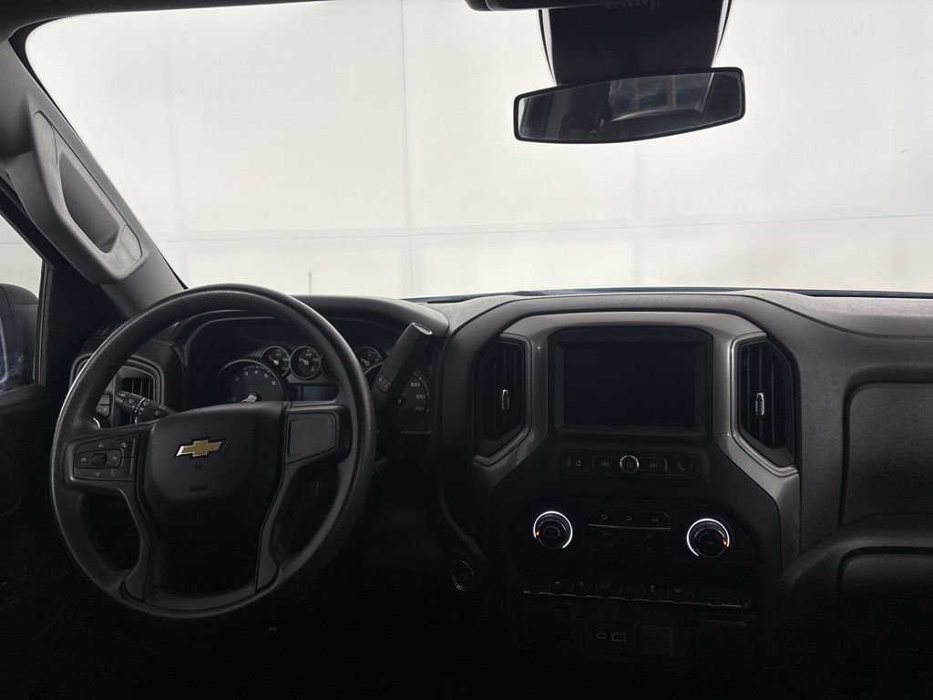 Used 2024 Chevrolet Silverado 1500 Custom w/ Turbomax Blackout Package image 22
