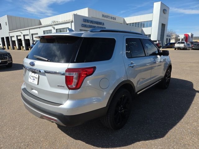 Used 2017 Ford Explorer Limited image 9