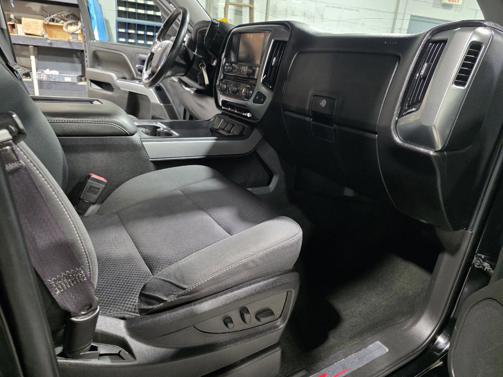 Used 2016 Chevrolet Silverado 1500 LT image 34