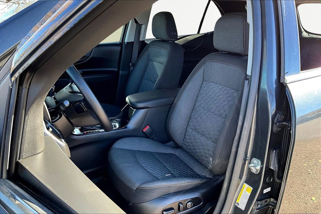 Used 2018 Chevrolet Equinox LT w/ LPO, Blackout Package image 27