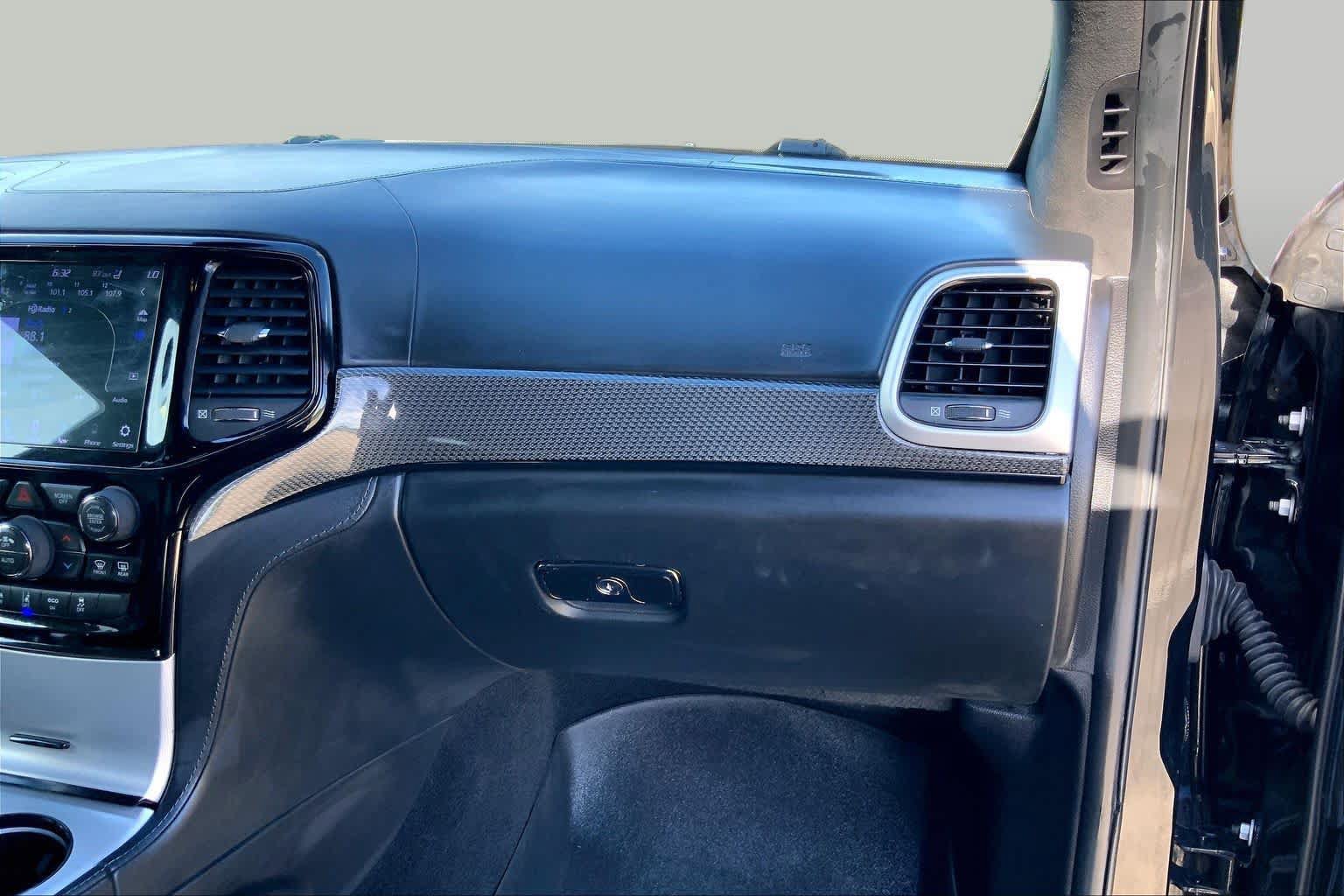 Used 2020 Jeep Grand Cherokee Trackhawk AWD/4WD image 19