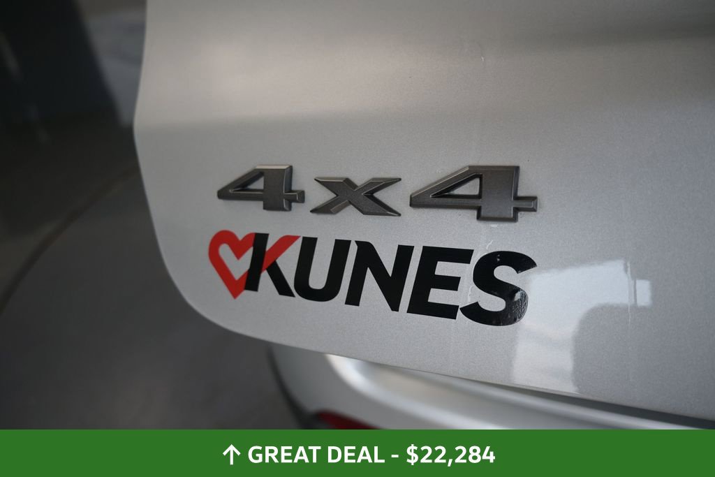 Used 2025 Jeep Compass Trailhawk AWD/4WD image 22