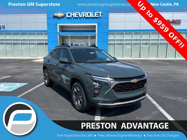 New 2025 Chevrolet Trax LT w/ Sunroof Package