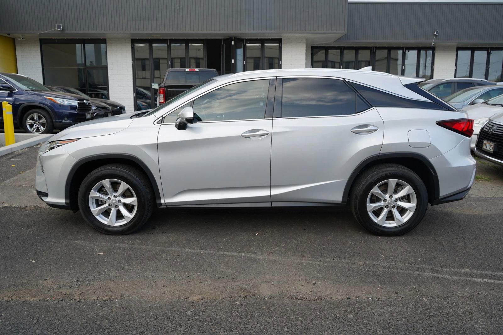 Used 2016 Lexus RX 350 FWD image 2