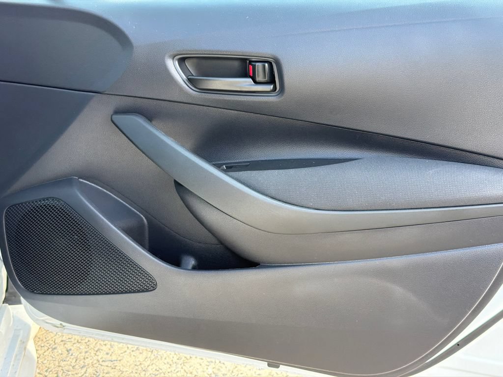 Used 2026 Toyota Corolla LE FWD image 16