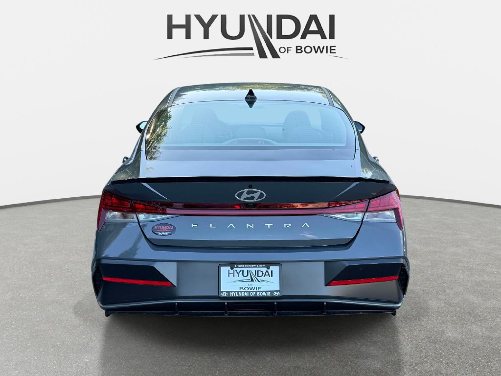 New 2026 Hyundai Elantra SEL Sport Premium FWD image 3