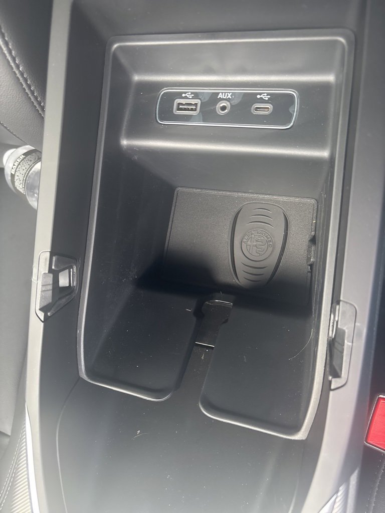 Used 2024 Alfa Romeo Giulia Ti image 23