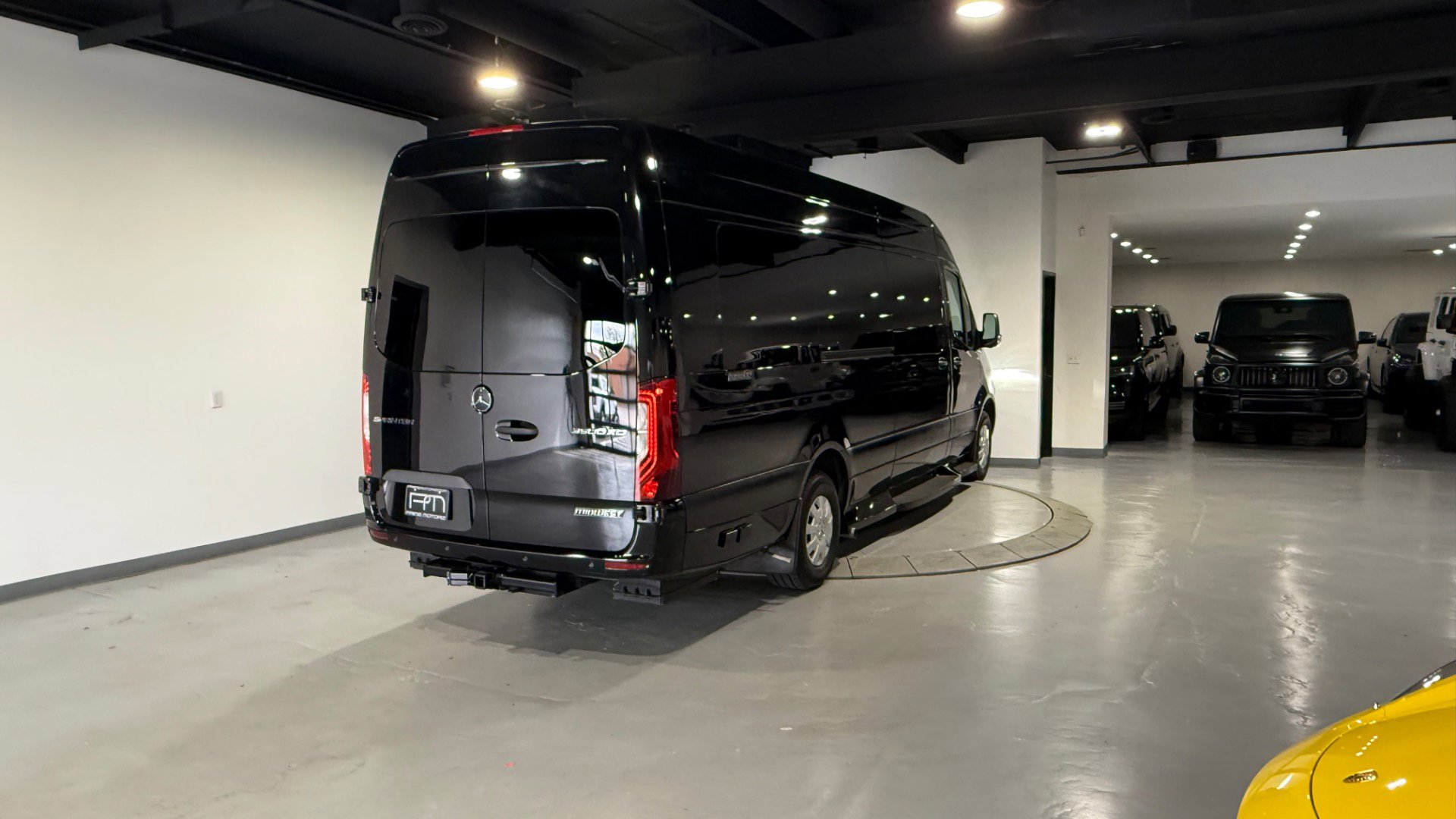 Used 2022 Mercedes-Benz Sprinter 3500 image 10