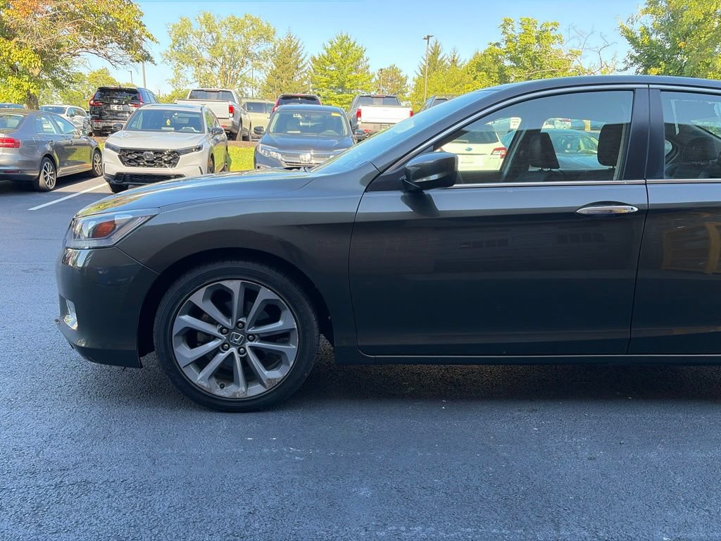 Used 2014 Honda Accord Sport image 7