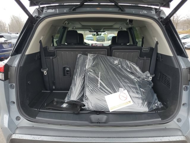 New 2026 Nissan Pathfinder Platinum AWD/4WD image 34
