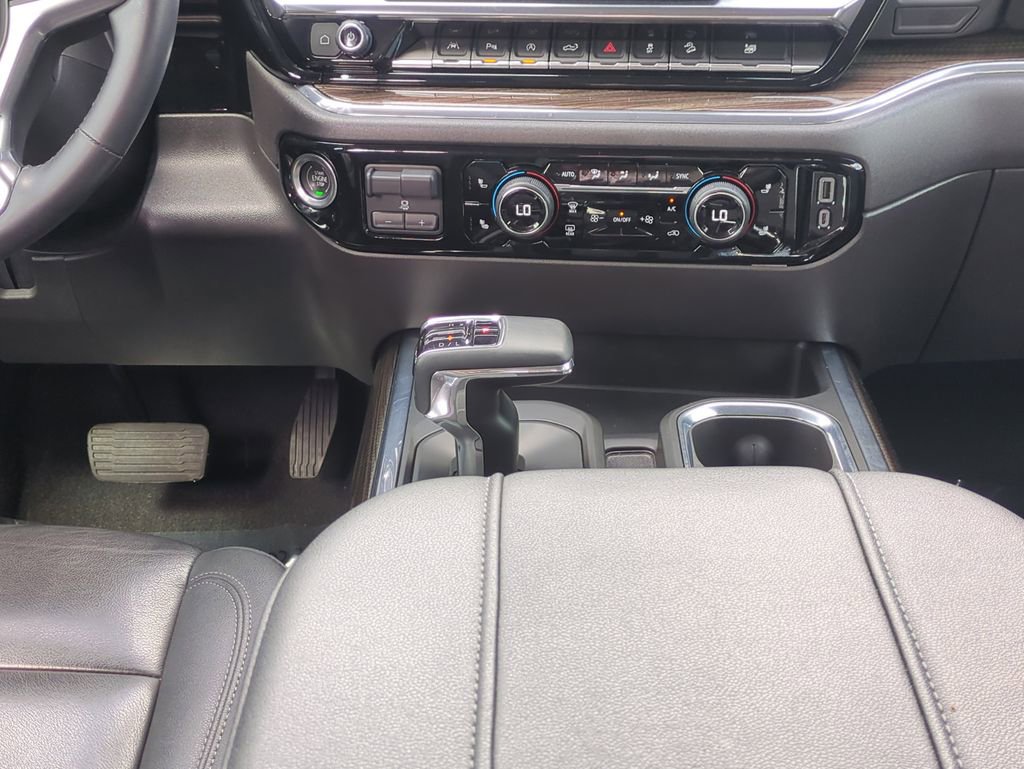 Used 2024 Chevrolet Silverado 1500 LT Trail Boss w/ LT Trail Boss Premium Package image 21
